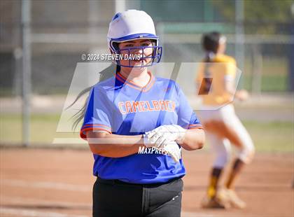 Thumbnail 3 in Mountain Pointe vs. Camelback photogallery.