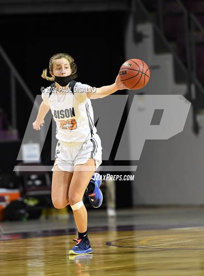 Thumbnail 2 in Fleming vs. Flatirons Academy (CHSAA 1A State Final) photogallery.