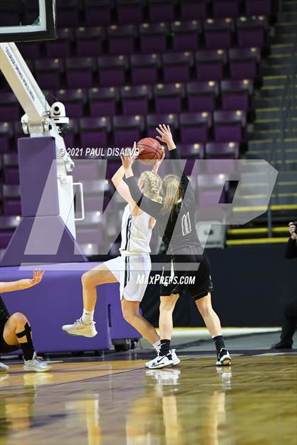 Thumbnail 1 in Fleming vs. Flatirons Academy (CHSAA 1A State Final) photogallery.