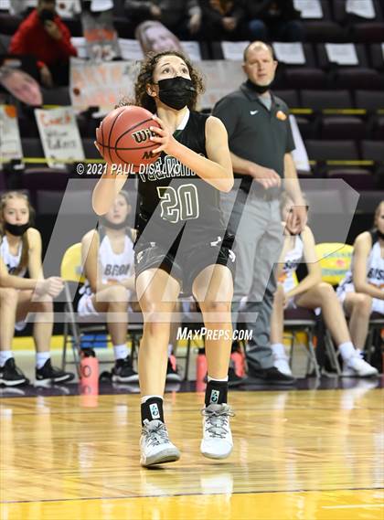 Thumbnail 3 in Fleming vs. Flatirons Academy (CHSAA 1A State Final) photogallery.