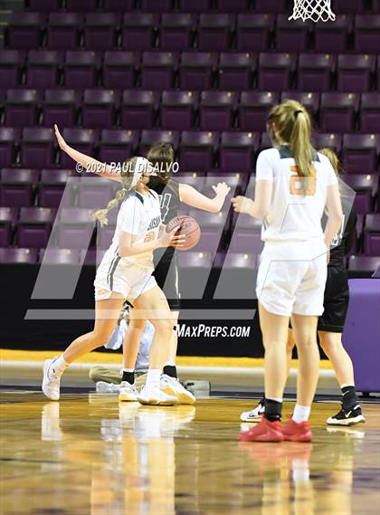 Thumbnail 2 in Fleming vs. Flatirons Academy (CHSAA 1A State Final) photogallery.