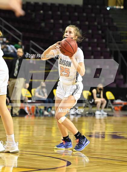 Thumbnail 3 in Fleming vs. Flatirons Academy (CHSAA 1A State Final) photogallery.