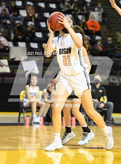 Thumbnail 2 in Fleming vs. Flatirons Academy (CHSAA 1A State Final) photogallery.