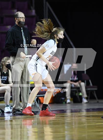 Thumbnail 2 in Fleming vs. Flatirons Academy (CHSAA 1A State Final) photogallery.