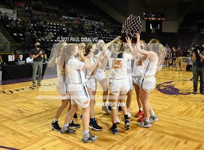 Thumbnail 1 in Fleming vs. Flatirons Academy (CHSAA 1A State Final) photogallery.