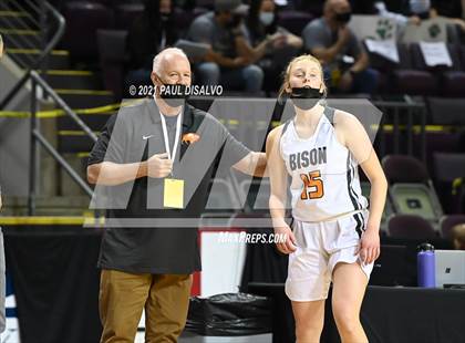 Thumbnail 2 in Fleming vs. Flatirons Academy (CHSAA 1A State Final) photogallery.