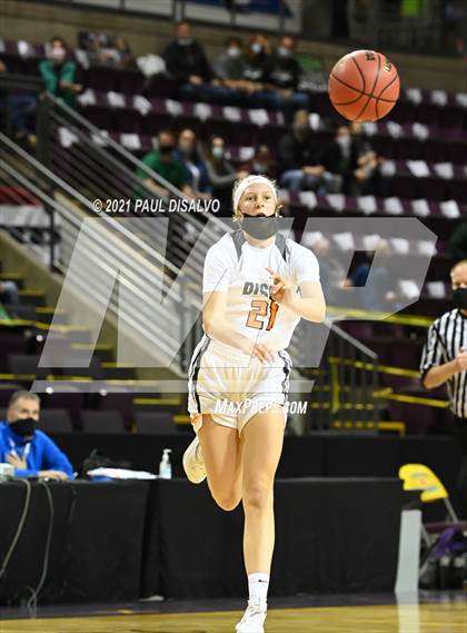 Thumbnail 1 in Fleming vs. Flatirons Academy (CHSAA 1A State Final) photogallery.