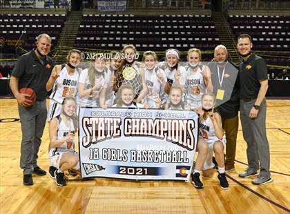 Thumbnail 2 in Fleming vs. Flatirons Academy (CHSAA 1A State Final) photogallery.