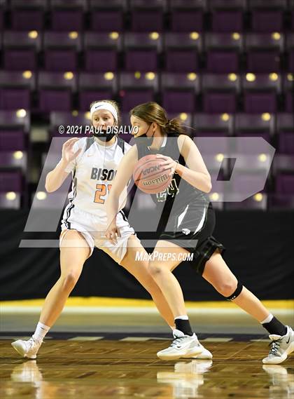 Thumbnail 2 in Fleming vs. Flatirons Academy (CHSAA 1A State Final) photogallery.