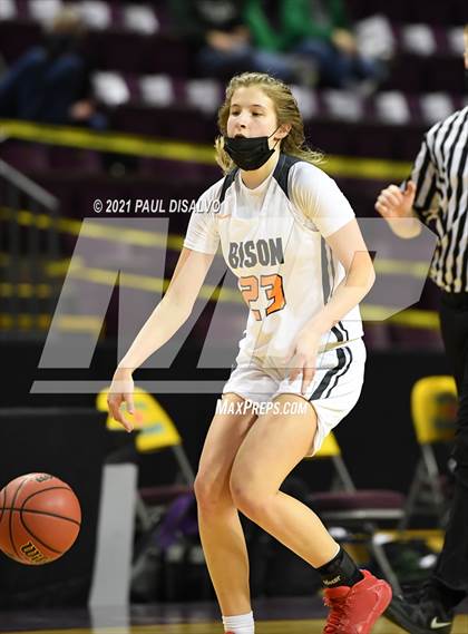 Thumbnail 2 in Fleming vs. Flatirons Academy (CHSAA 1A State Final) photogallery.