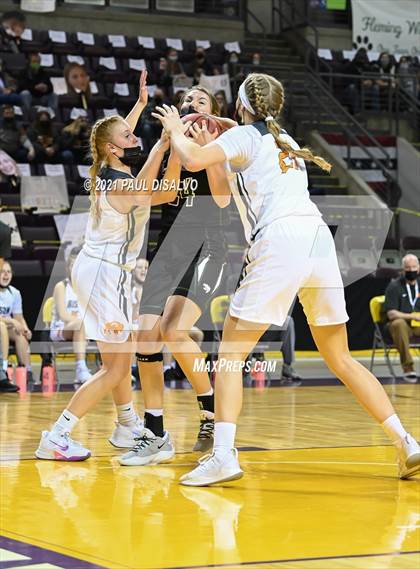 Thumbnail 1 in Fleming vs. Flatirons Academy (CHSAA 1A State Final) photogallery.