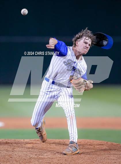 Thumbnail 3 in Kingman Academy @ Phoenix Christian (AIA 2A Semifinal) photogallery.