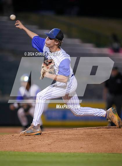 Thumbnail 3 in Kingman Academy @ Phoenix Christian (AIA 2A Semifinal) photogallery.