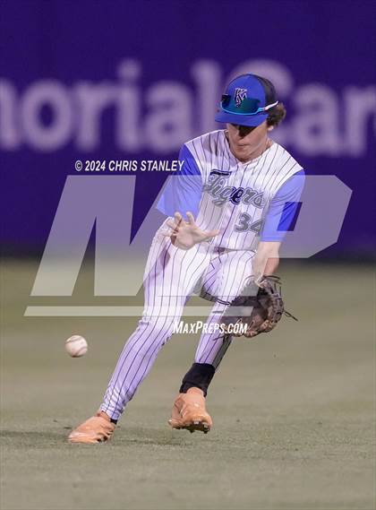Thumbnail 2 in Kingman Academy @ Phoenix Christian (AIA 2A Semifinal) photogallery.