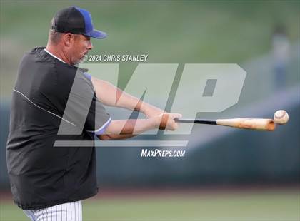 Thumbnail 3 in Kingman Academy @ Phoenix Christian (AIA 2A Semifinal) photogallery.