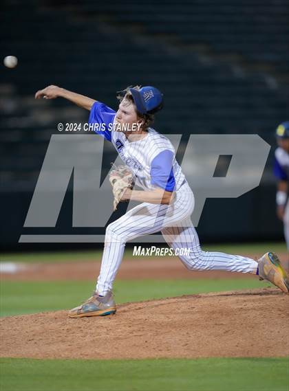 Thumbnail 3 in Kingman Academy @ Phoenix Christian (AIA 2A Semifinal) photogallery.
