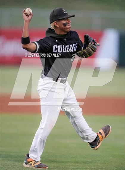 Thumbnail 3 in Kingman Academy @ Phoenix Christian (AIA 2A Semifinal) photogallery.
