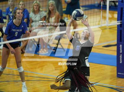 Thumbnail 3 in Waco Connally @ Midlothian photogallery.