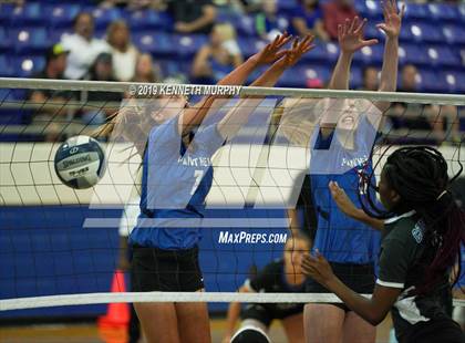 Thumbnail 3 in Waco Connally @ Midlothian photogallery.