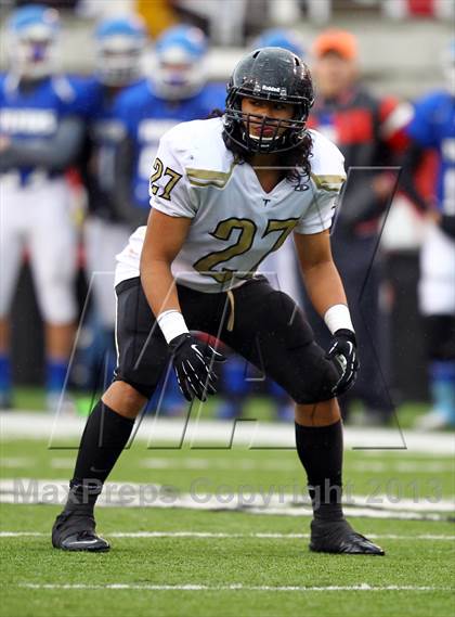Thumbnail 3 in Dixie vs. Desert Hills (UHSAA 3AA Semifinal) photogallery.