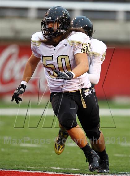 Thumbnail 3 in Dixie vs. Desert Hills (UHSAA 3AA Semifinal) photogallery.