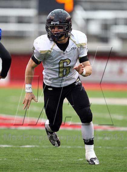 Thumbnail 1 in Dixie vs. Desert Hills (UHSAA 3AA Semifinal) photogallery.