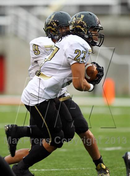 Thumbnail 1 in Dixie vs. Desert Hills (UHSAA 3AA Semifinal) photogallery.