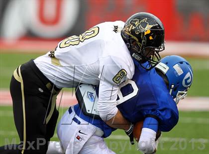 Thumbnail 2 in Dixie vs. Desert Hills (UHSAA 3AA Semifinal) photogallery.