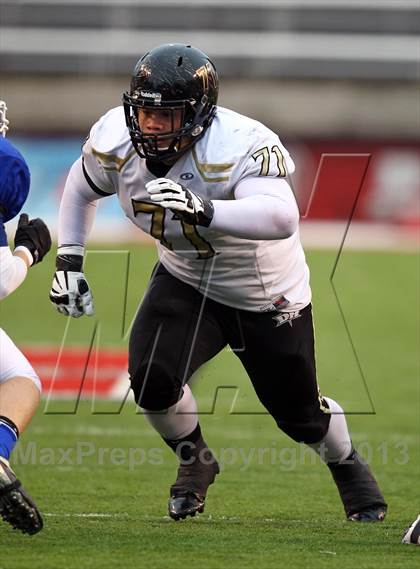 Thumbnail 2 in Dixie vs. Desert Hills (UHSAA 3AA Semifinal) photogallery.