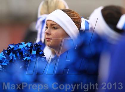 Thumbnail 3 in Dixie vs. Desert Hills (UHSAA 3AA Semifinal) photogallery.
