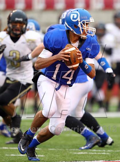 Thumbnail 2 in Dixie vs. Desert Hills (UHSAA 3AA Semifinal) photogallery.