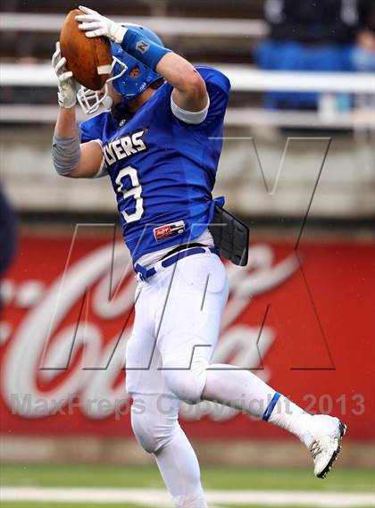 Thumbnail 1 in Dixie vs. Desert Hills (UHSAA 3AA Semifinal) photogallery.
