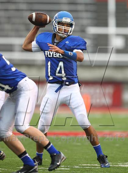Thumbnail 1 in Dixie vs. Desert Hills (UHSAA 3AA Semifinal) photogallery.
