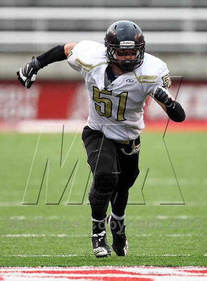 Thumbnail 2 in Dixie vs. Desert Hills (UHSAA 3AA Semifinal) photogallery.