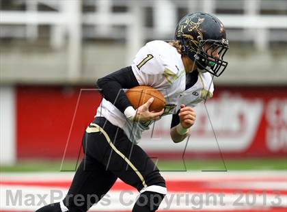 Thumbnail 1 in Dixie vs. Desert Hills (UHSAA 3AA Semifinal) photogallery.
