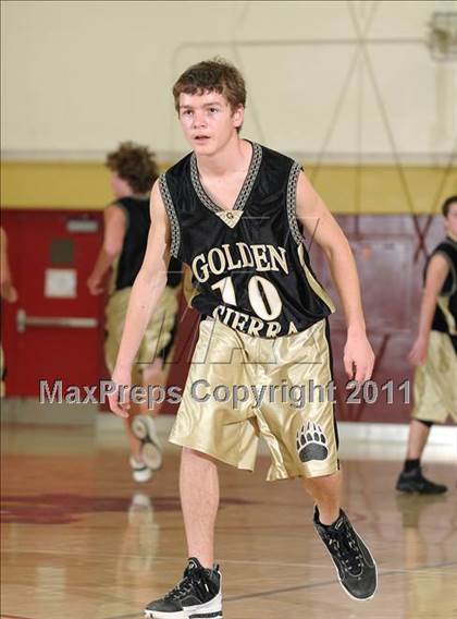 Thumbnail 2 in FR: Golden Sierra @ Encina Prep photogallery.