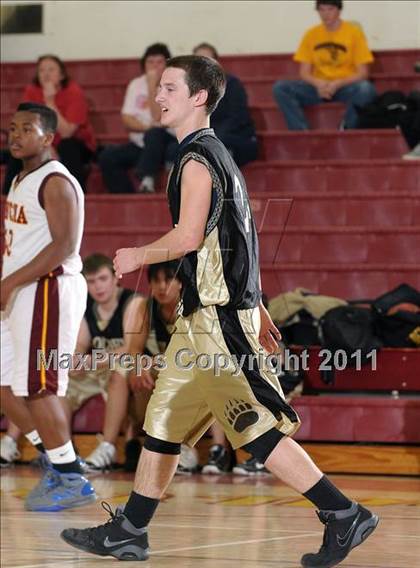 Thumbnail 3 in FR: Golden Sierra @ Encina Prep photogallery.