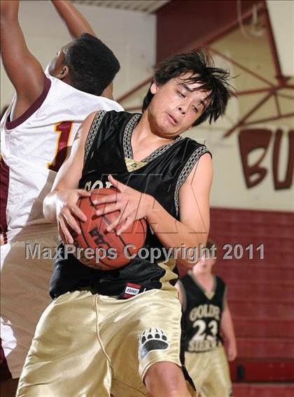 Thumbnail 1 in FR: Golden Sierra @ Encina Prep photogallery.