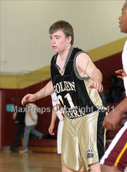 Thumbnail 3 in FR: Golden Sierra @ Encina Prep photogallery.