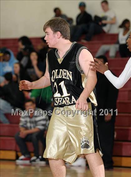 Thumbnail 3 in FR: Golden Sierra @ Encina Prep photogallery.