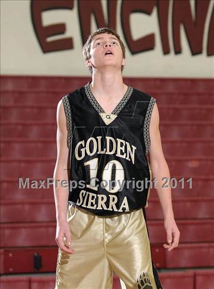 Thumbnail 1 in FR: Golden Sierra @ Encina Prep photogallery.