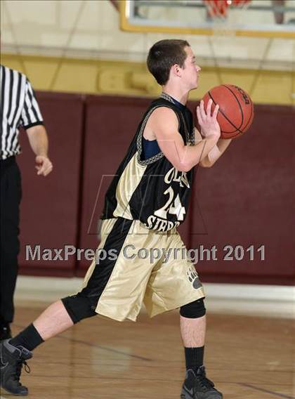 Thumbnail 2 in FR: Golden Sierra @ Encina Prep photogallery.