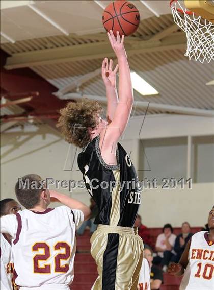 Thumbnail 2 in FR: Golden Sierra @ Encina Prep photogallery.