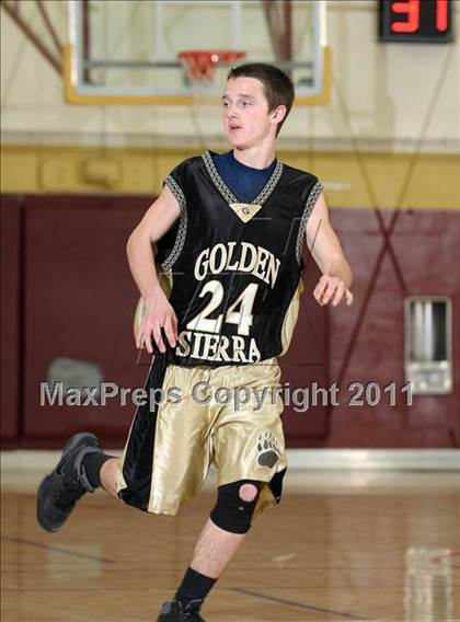 Thumbnail 1 in FR: Golden Sierra @ Encina Prep photogallery.