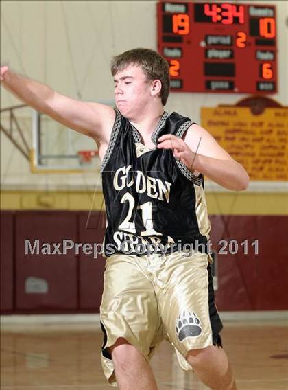 Thumbnail 3 in FR: Golden Sierra @ Encina Prep photogallery.