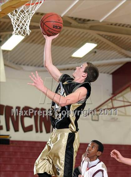 Thumbnail 1 in FR: Golden Sierra @ Encina Prep photogallery.