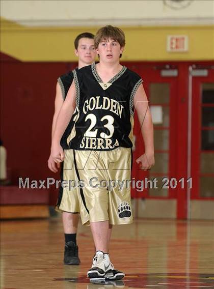 Thumbnail 2 in FR: Golden Sierra @ Encina Prep photogallery.
