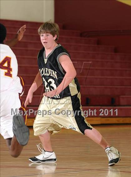 Thumbnail 3 in FR: Golden Sierra @ Encina Prep photogallery.