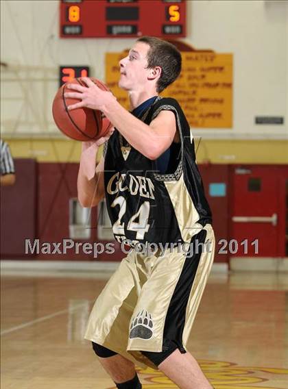 Thumbnail 1 in FR: Golden Sierra @ Encina Prep photogallery.