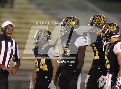 Thumbnail 2 in Garfield @ San Fernando (CIF LACS 1st Round) photogallery.